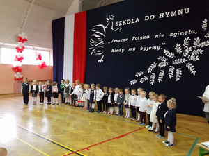 Uroczyste obchody Święta Niepodległości w Przedszkolu „Wesoły Promyk” w Nowych Piekutach Uroczyste obchody Święta Niepodległości w Przedszkolu „Wesoły Promyk” w Nowych Piekutach