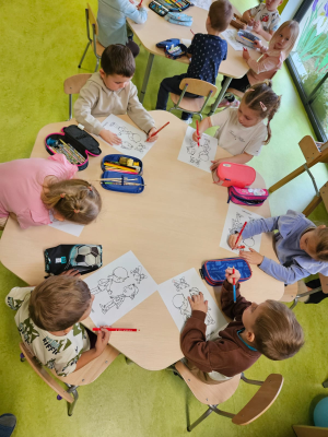 Zdjęcie do artykułu Tydzień Budowania Relacji i Tydzień Przeciwdziałania Przemocy Rówieśniczej w przedszkolu