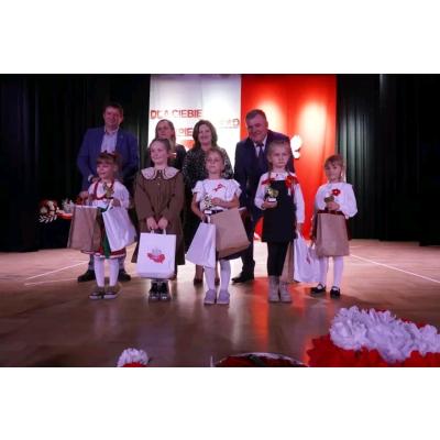 „DLA CIEBIE, POLSKO, ŚPIEWAM”