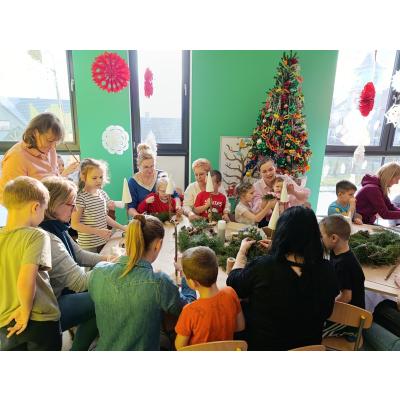Warsztaty bożonarodzeniowe w grupie 6-latków