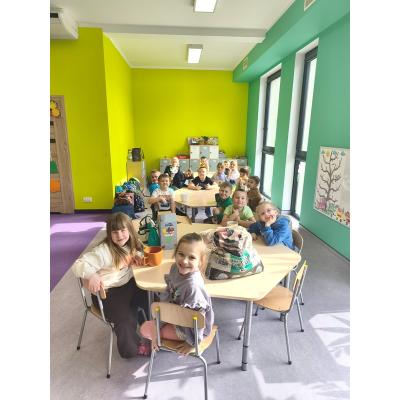 Wiosenny ogródek w przedszkolu