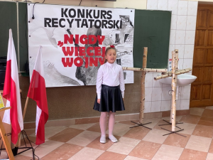 Zdjęcie do artykułu Konkurs recytatorski „Nigdy więcej wojny”