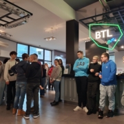 090f2e12-ea57-4fd5-b872-33aa83279b04